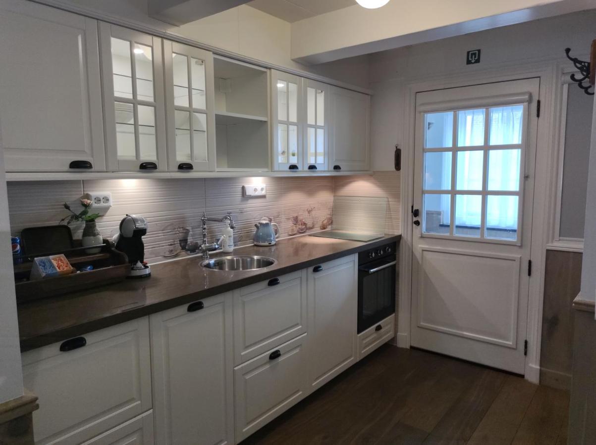 Vrye Heerlykheyd (Adults Only) Apartment มิดเดิลบวร์ก ภายนอก รูปภาพ